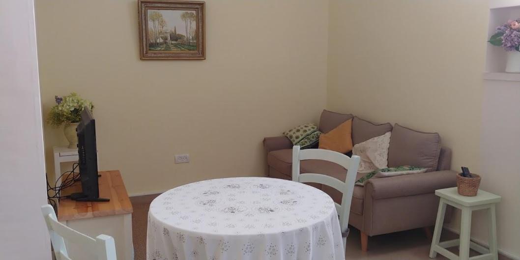 Apartamento The House By The Mulberry Tree Neve Ilan Exterior foto